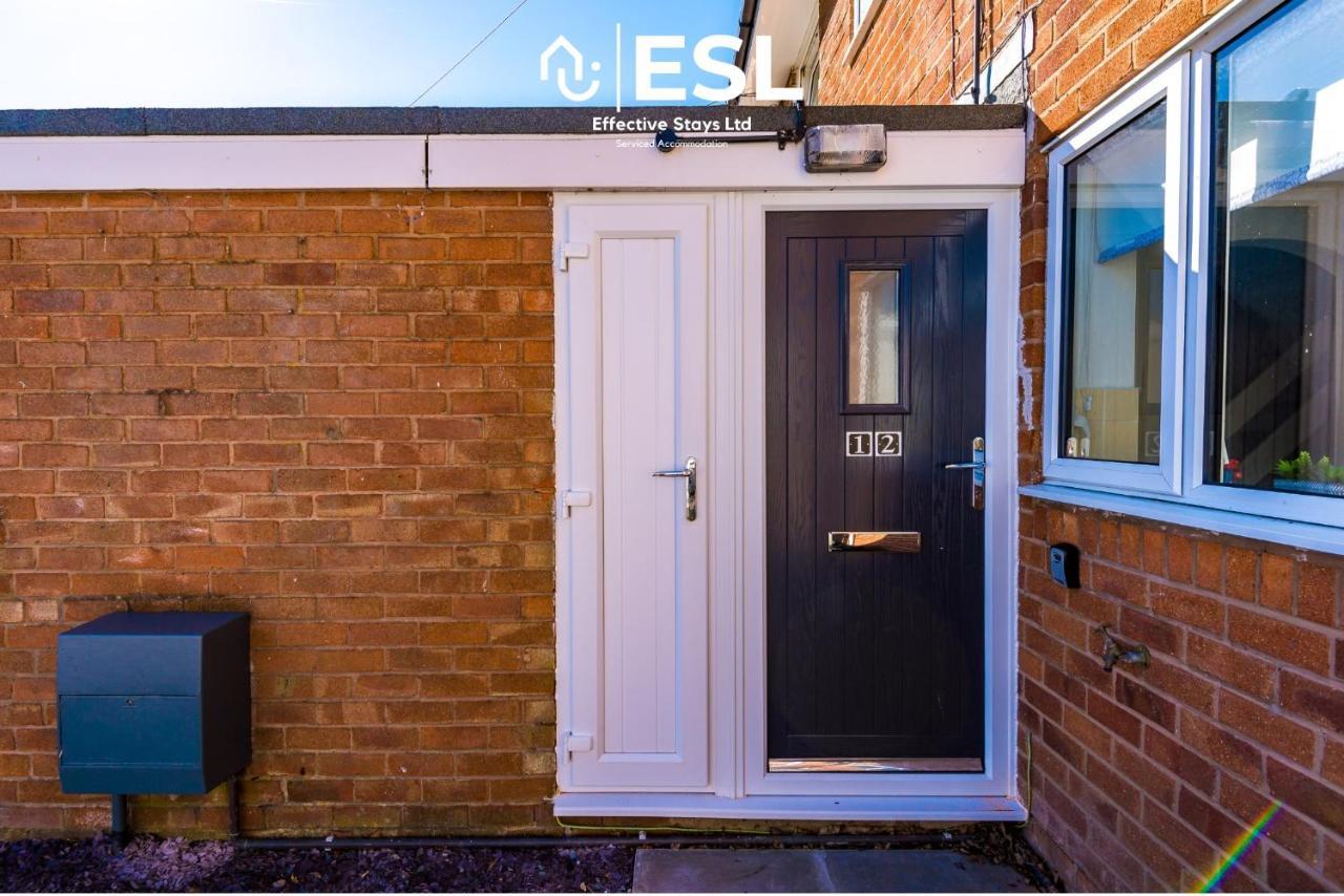 3 Bedroom House With Garden And Driveway Parking - Less Than 10 Mins From Chester City Centre Exteriér fotografie