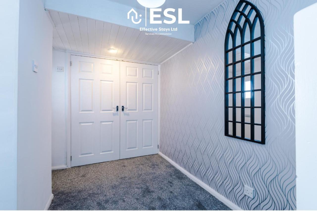 3 Bedroom House With Garden And Driveway Parking - Less Than 10 Mins From Chester City Centre Exteriér fotografie